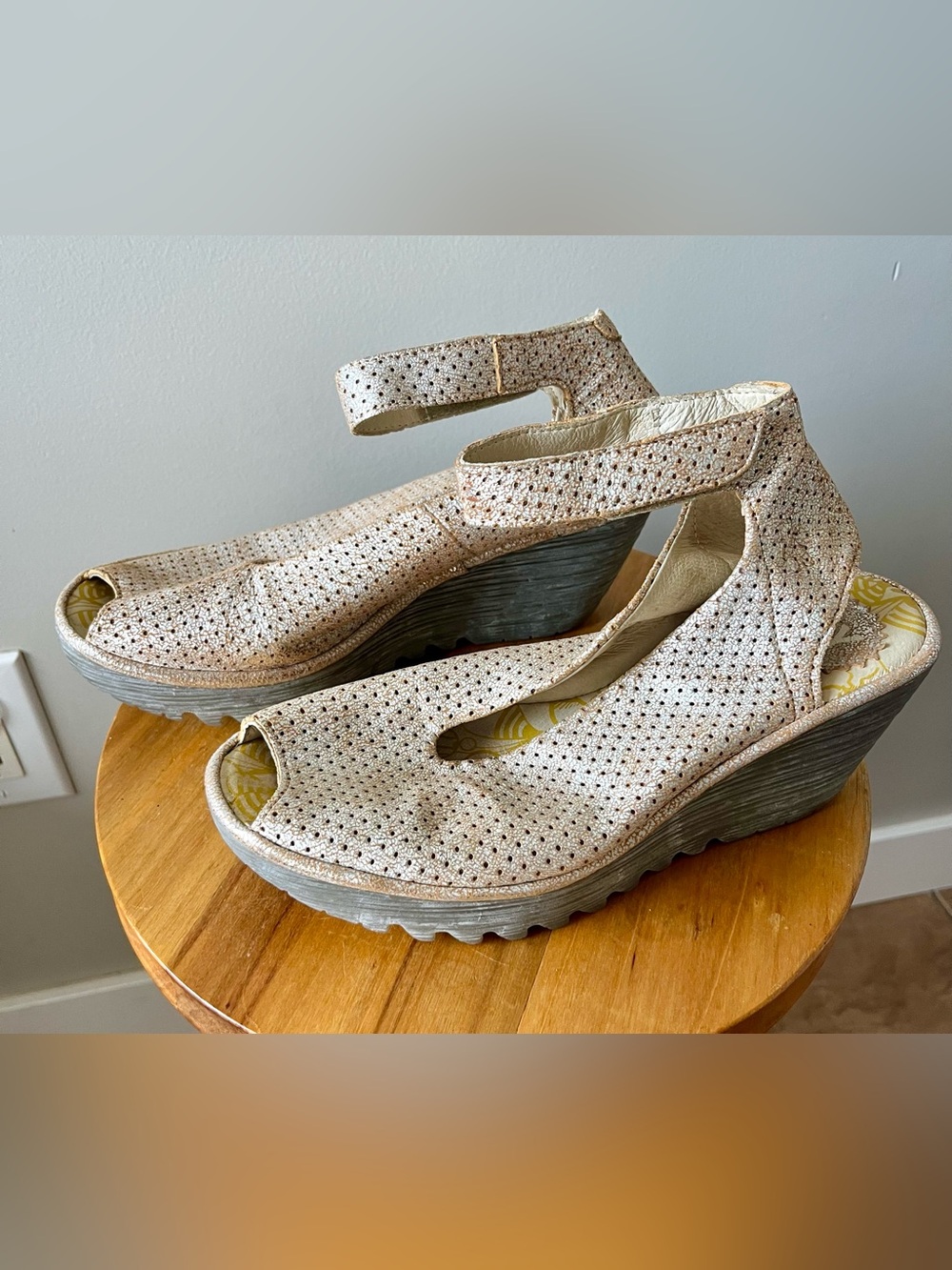 Fly London Metallic Beige Platform Peep-Toe Wedge Sandals Size 38 (7.5) Vacation